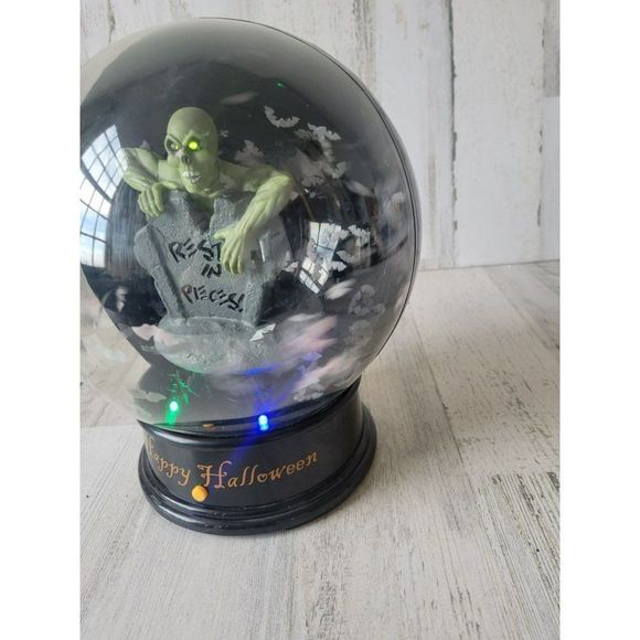 Gemmy snow globe zombie Halloween tornado home decor animated light up - Picture 2 of 9
